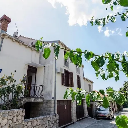 Princ Hrvoje- One-bedroom With Balcony- 1